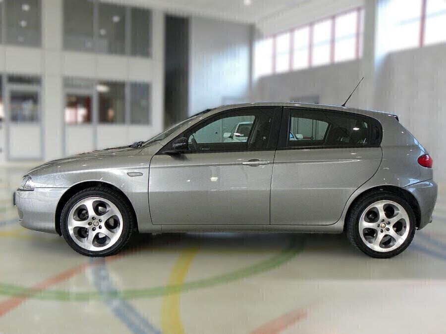 Alfa Romeo 147