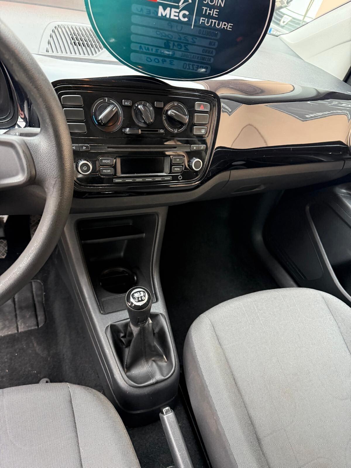 VOLKSWAGEN UP MOVE 5PORTE OK NEOPATENTATI