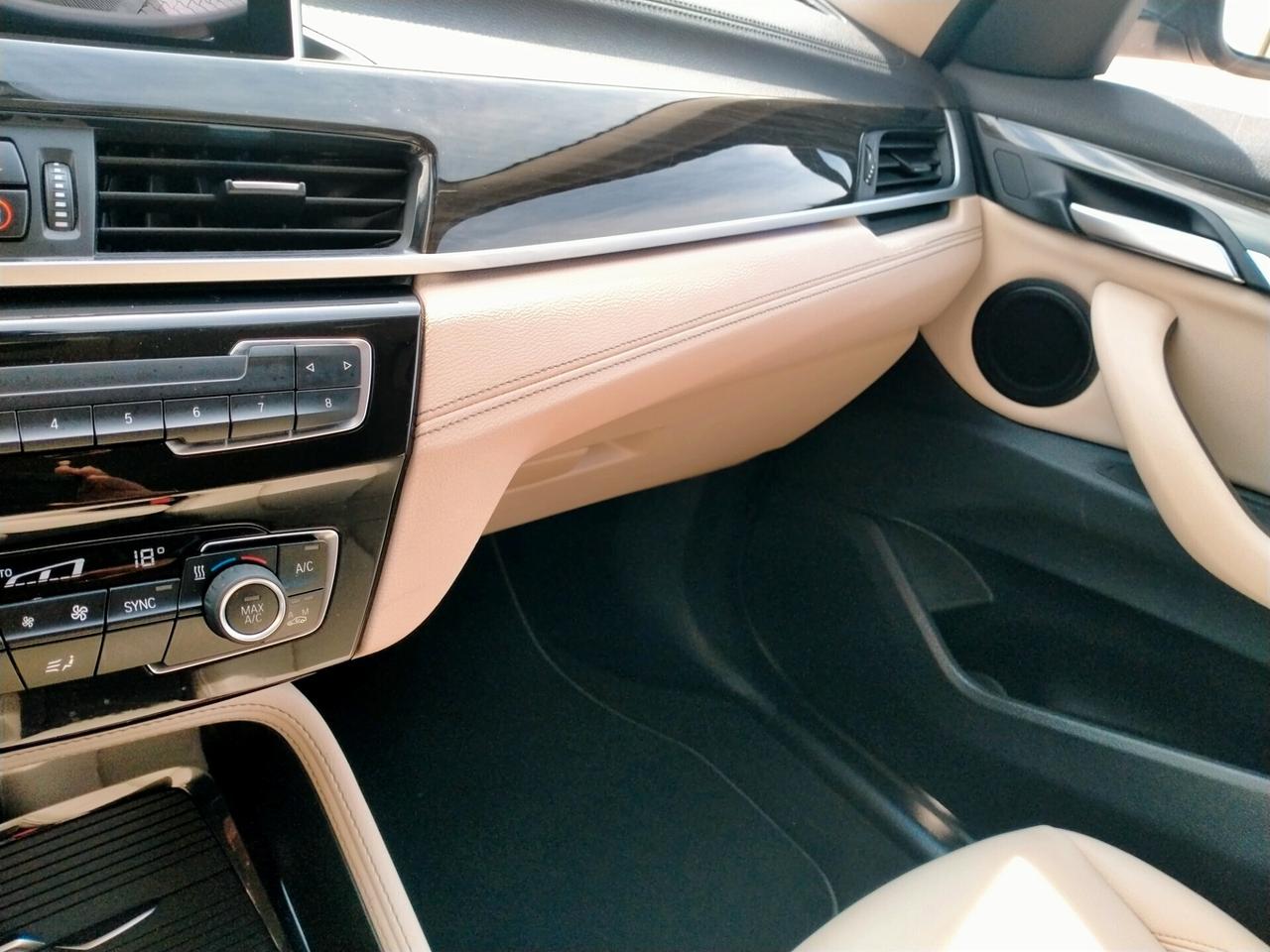 BMW X1 XDRIVE18D XLINE PLUS STEPTRONIC PELLE/FULL LED ADAPTIVE/CAMERA