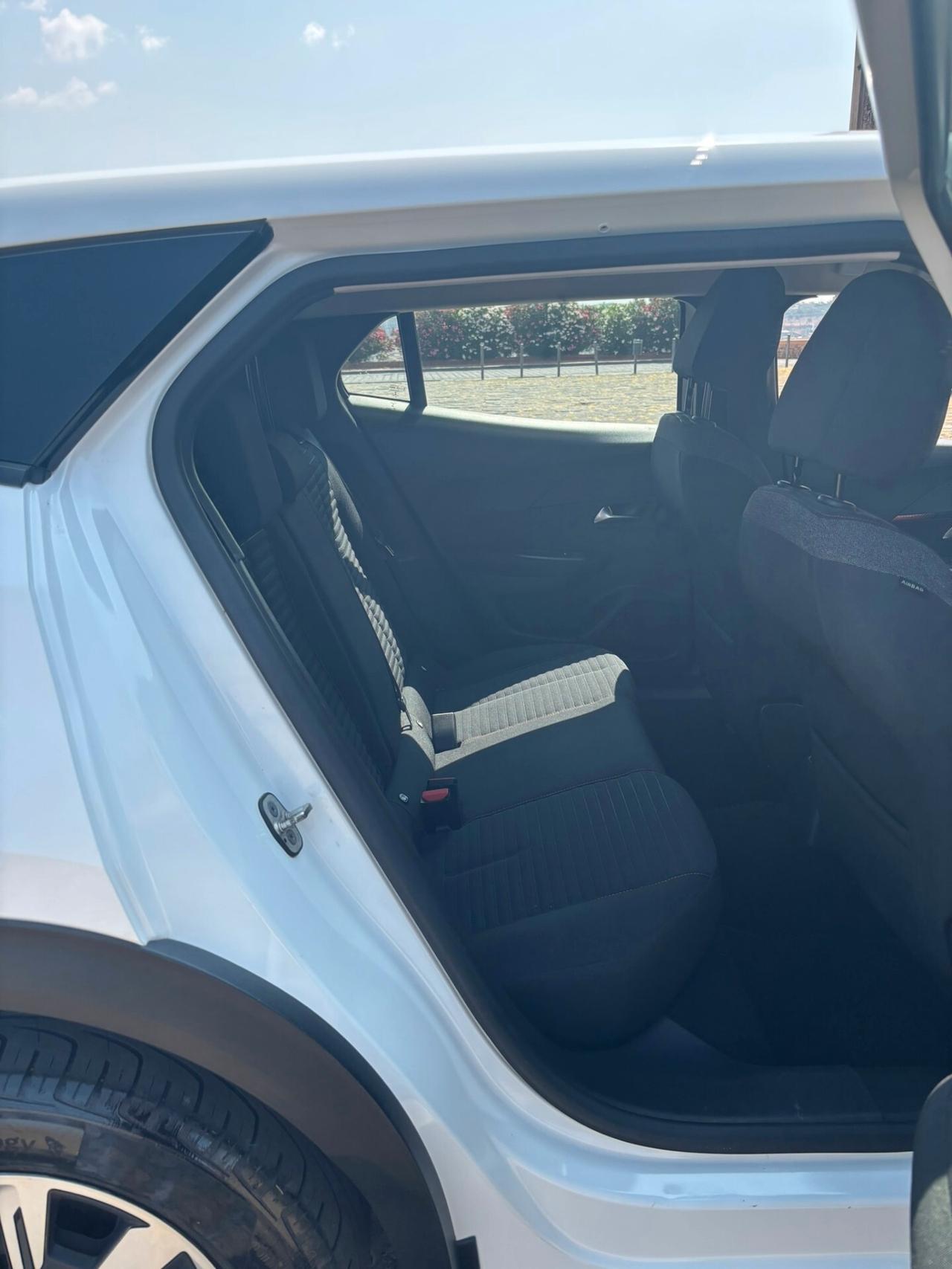 Peugeot 2008 1.5 Blue-HDi Active Business