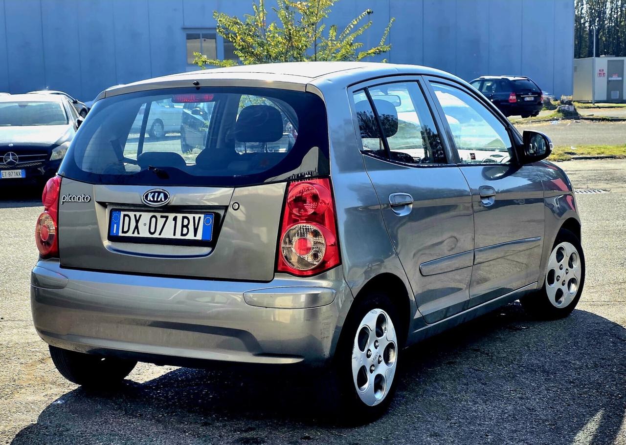 Kia Picanto 1.0 12V GPL 5 porte AMT Urban