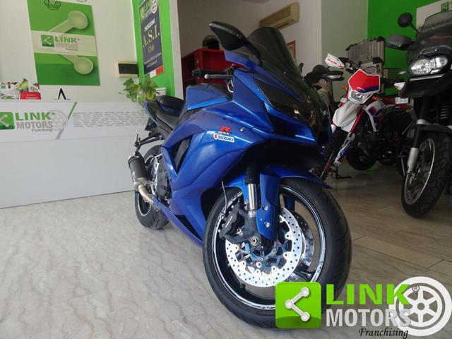 SUZUKI GSX R 750 replica