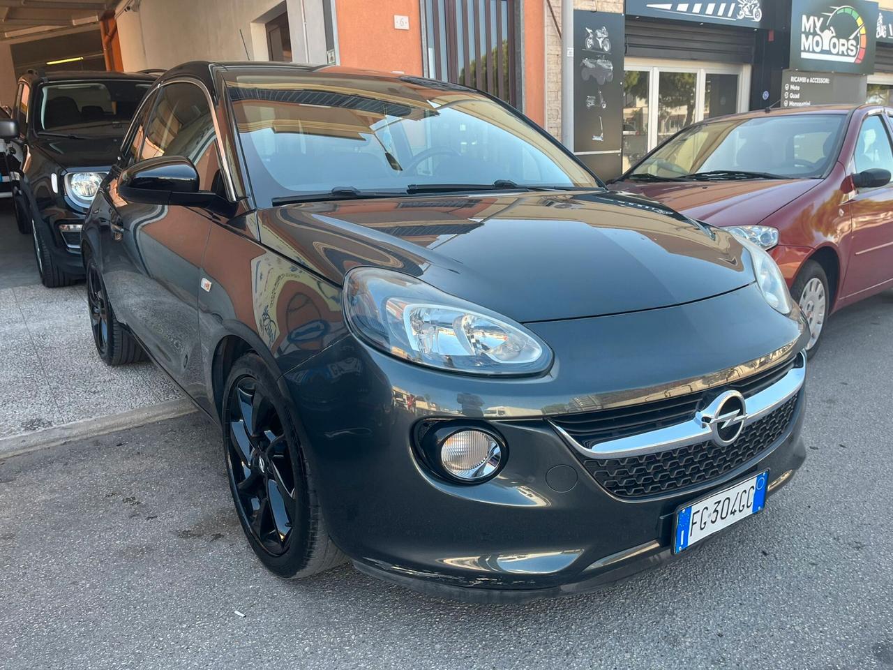 Opel Adam 1.4 87 CV GPL TETTO NERO