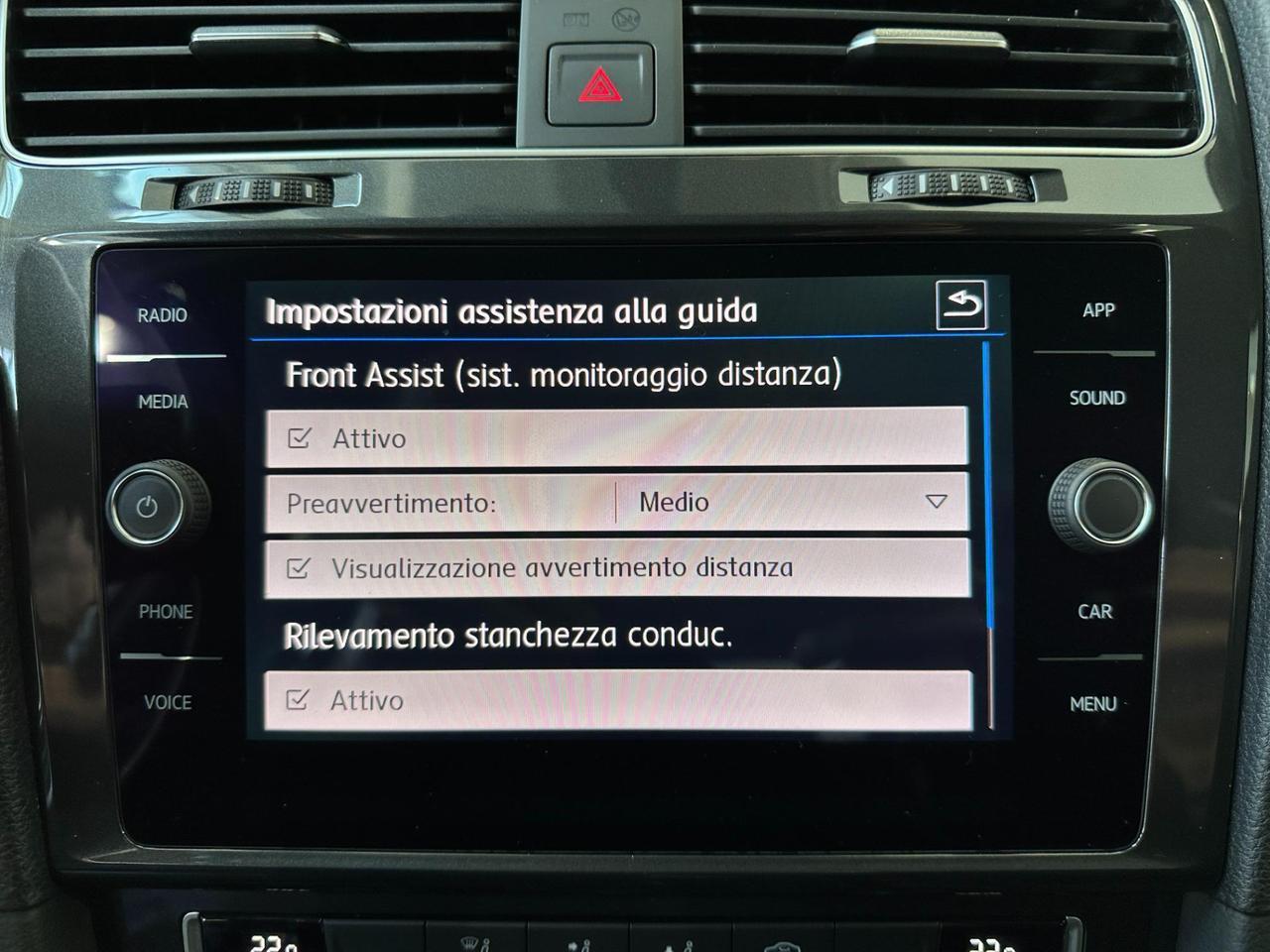 Volkswagen Golf 5p 1.0 tsi Business 115cv - Carplay - 18"