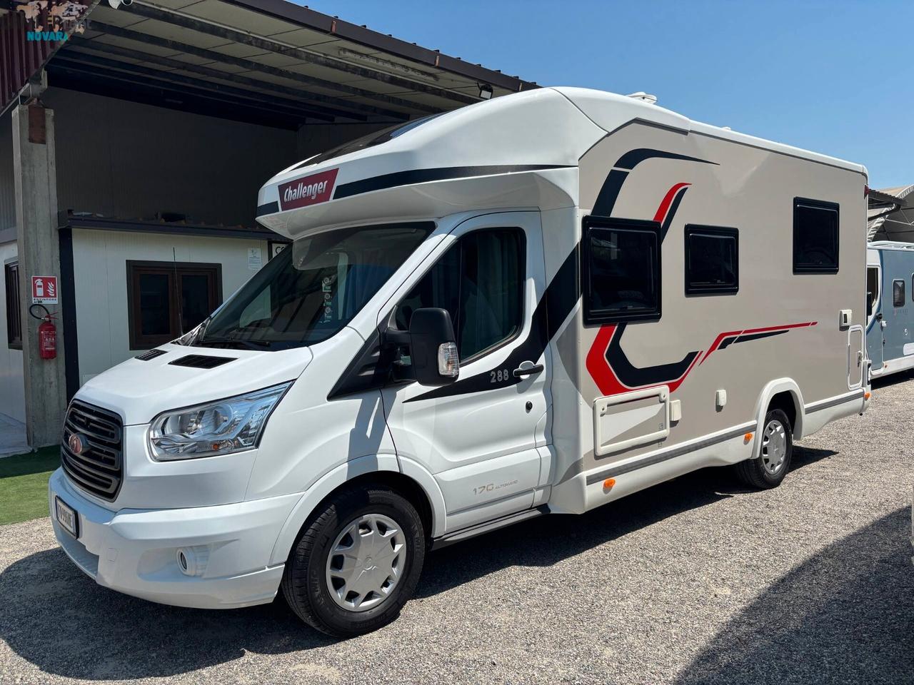 CHALLENGER GRAPHITE EDITION 288 170 automatic - Semintegrale con letto nautico in coda e cambio automatico