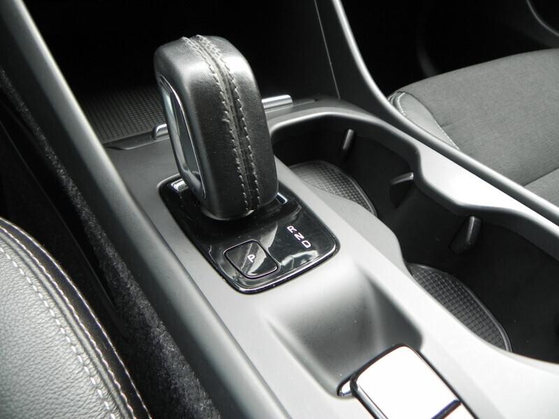 Volvo XC40 D3 AWD Geartronic Business Plus