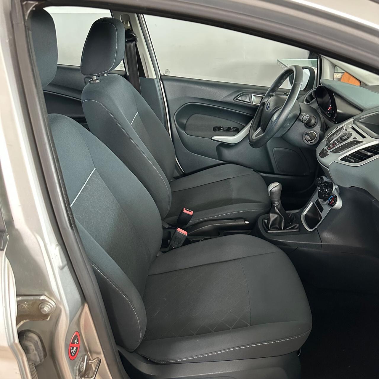 Ford Fiesta 1.4 TDCi 5p. Titanium