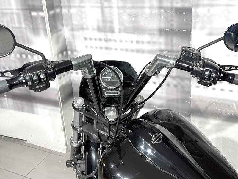 Harley Davidson Softail Blackline 1584