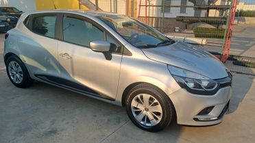 Renault Clio dCi 8V 90 CV 5 porte Moschino Intens