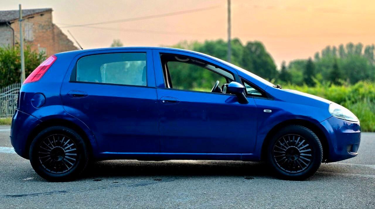 Fiat Grande Punto 1.2 anche Neopatentati