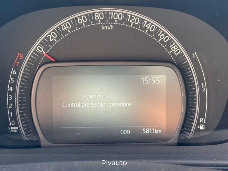 Toyota Aygo X 1.0B (72 CV) Lounge S-CVT