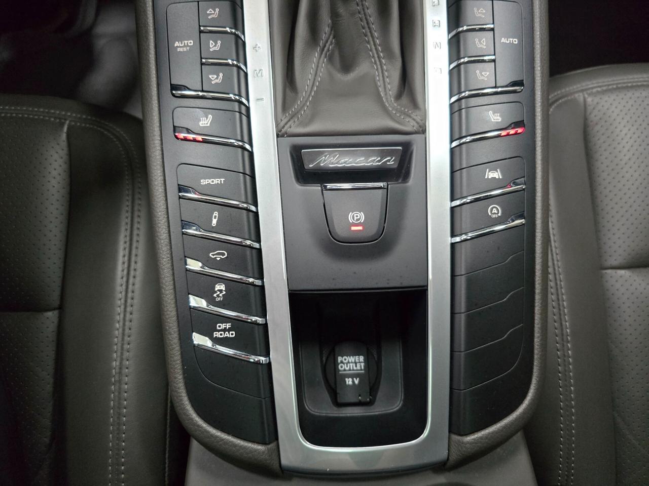 Porsche Macan 2.0 (Tetto panorama)