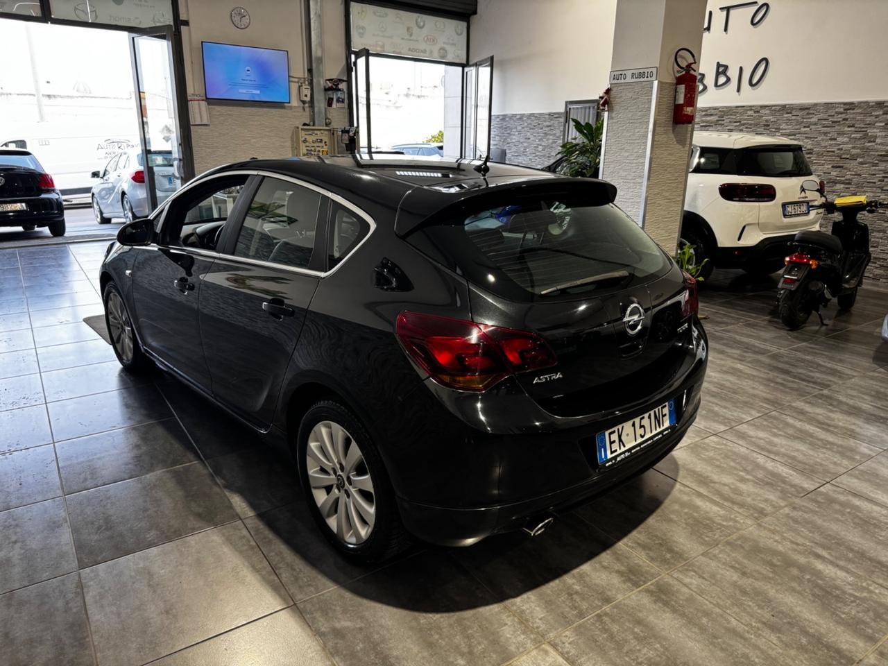Opel Astra 1.4 Turbo 140CV 5 porte Elective