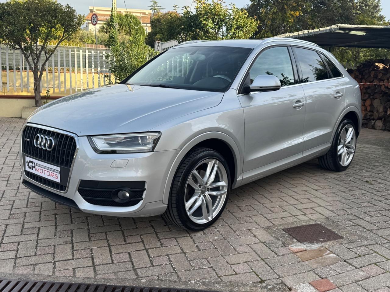 Audi Q3 2.0 TDI quattro Business Plus