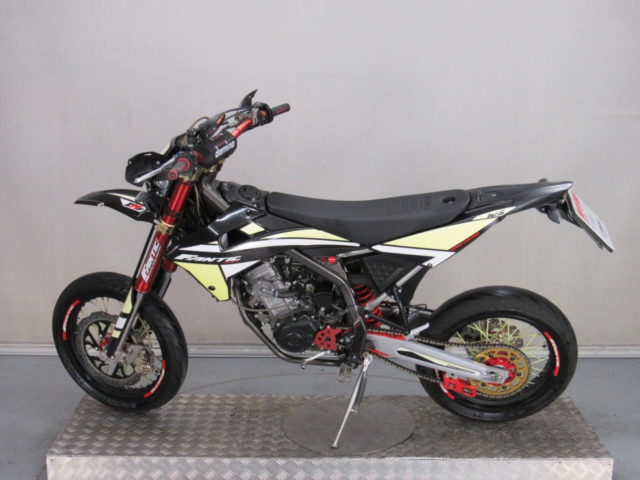 Fantic Motor Motard 125 COMPETITION 11 KW PATENTE A1 E B