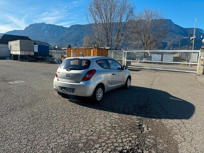 Hyundai i20 1.2 3p. Sound Edition