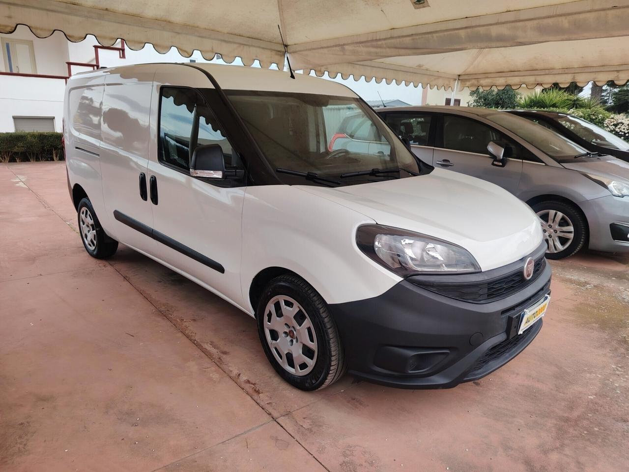 Fiat Doblò 1.6 MJT 3 POSTI Cargo Maxi 2021 IVA COMPRESA