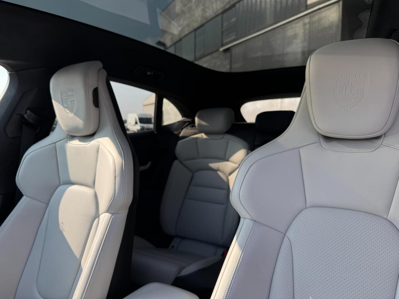 Porsche Taycan Cross Turismo Turbo 5p.ti