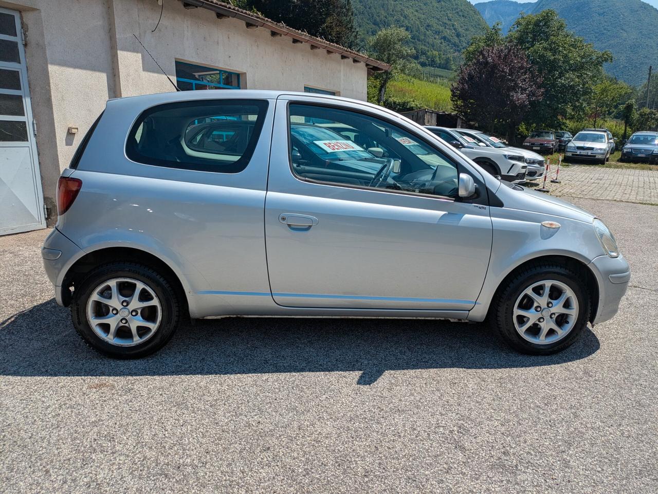 TOYOTA YARIS 1.0 BENZINA 65cv