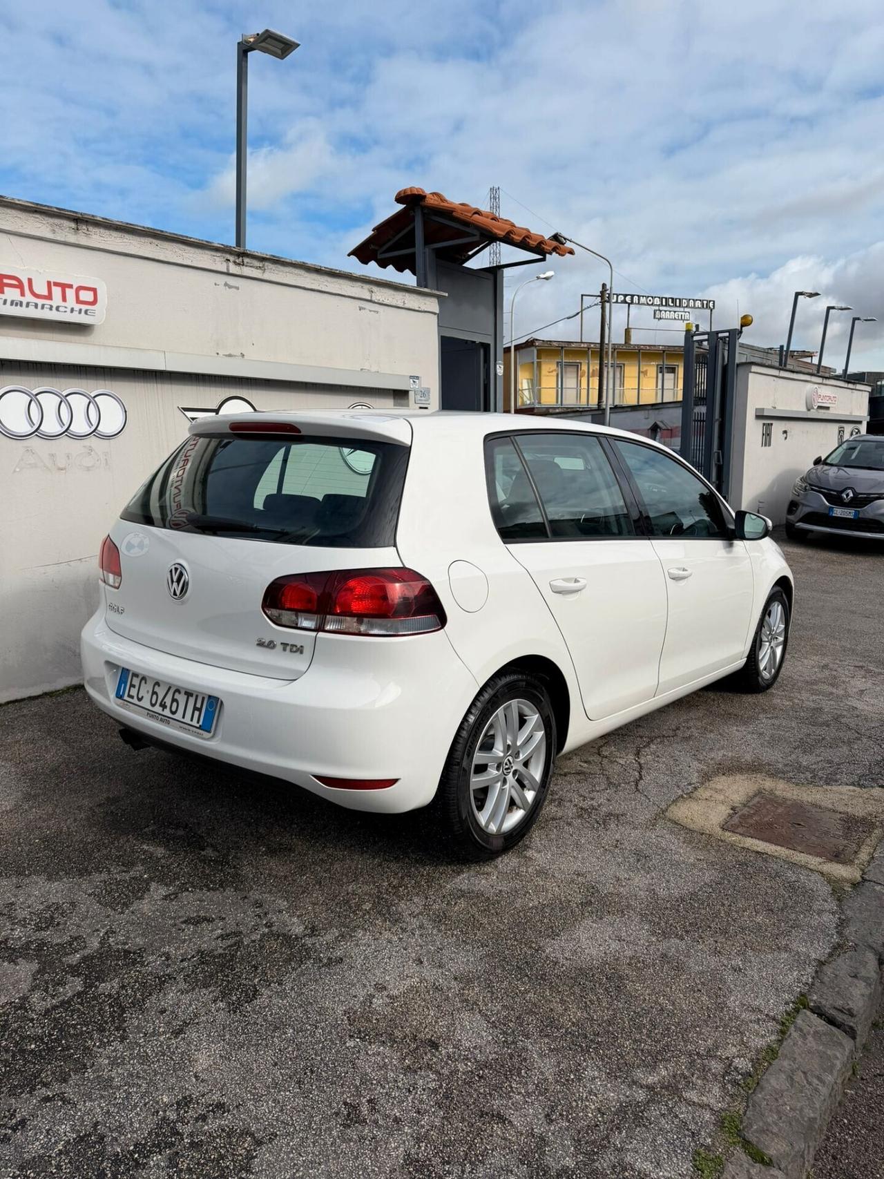 Volkswagen Golf 5p 2.0 tdi Highline