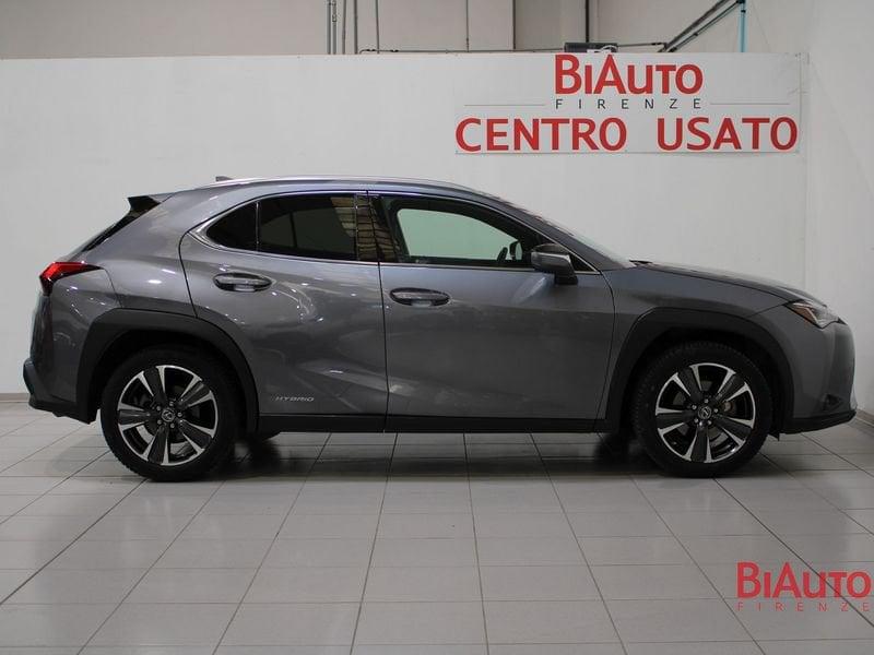 Lexus UX Hybrid 4WD Premium