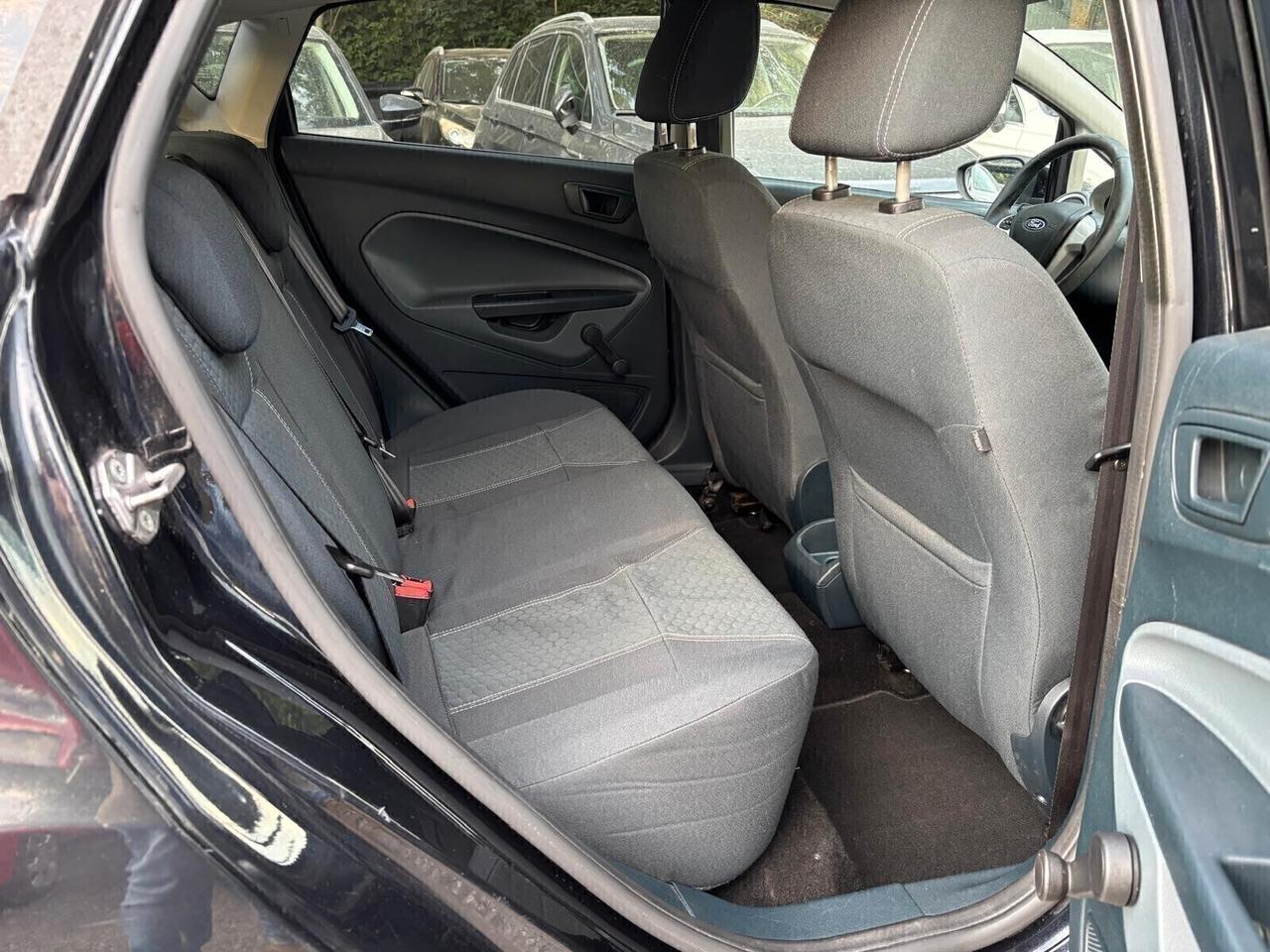 Ford Fiesta 1.4 5 porte GPL Titanium OK Neopatentati