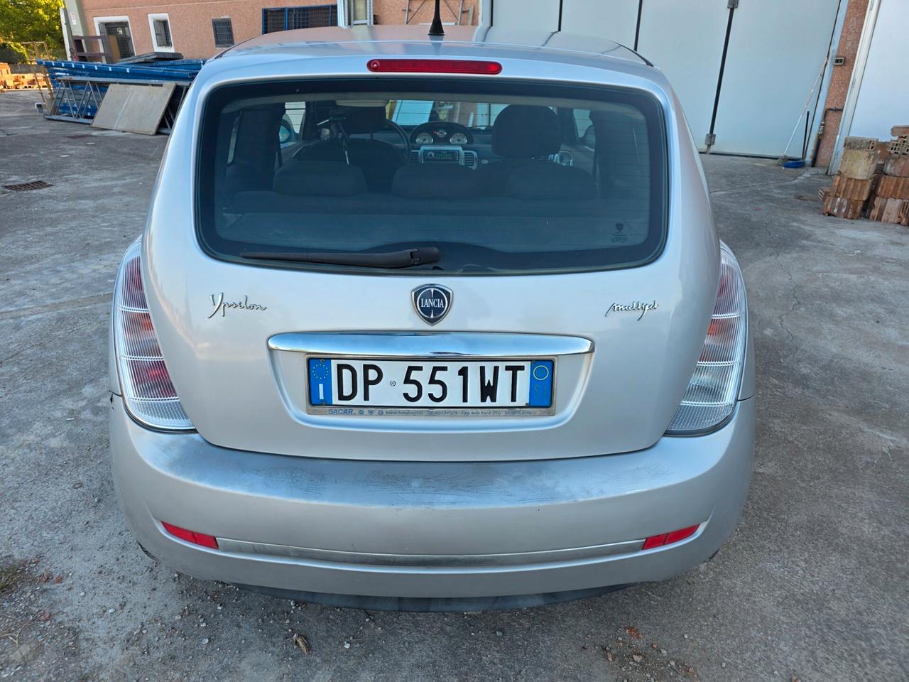 Lancia Ypsilon 1.3 MJT 75 CV Oro