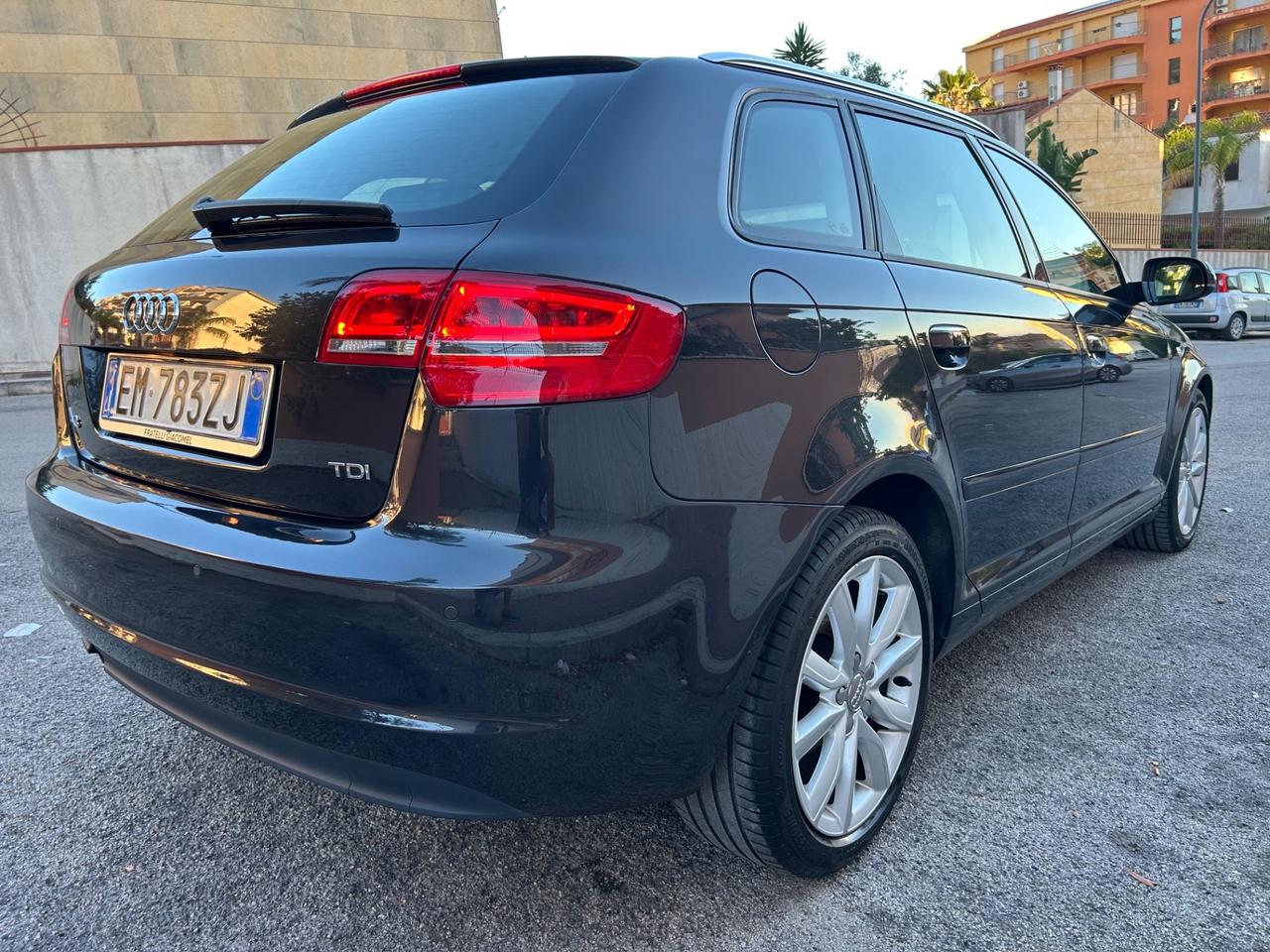 Audi A3 SPB 1.6 TDI STRAFULL PARI AL NUOVO