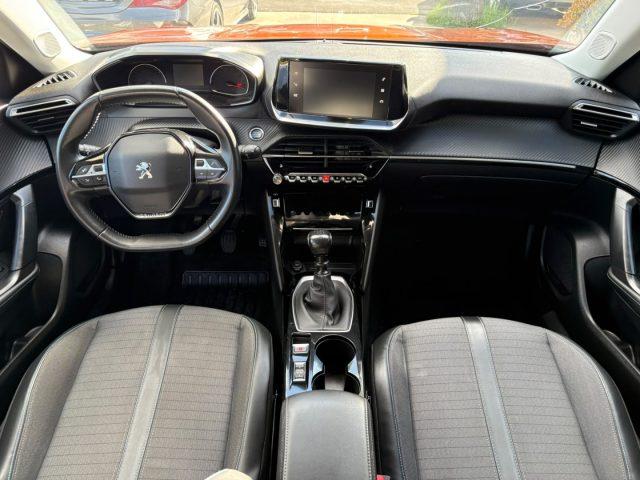 PEUGEOT 2008 BlueHDi 110 S&S Allure