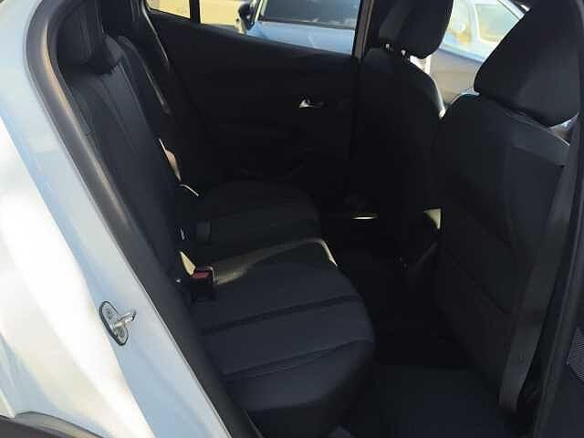 Peugeot 2008 PureTech 100 S&S Allure