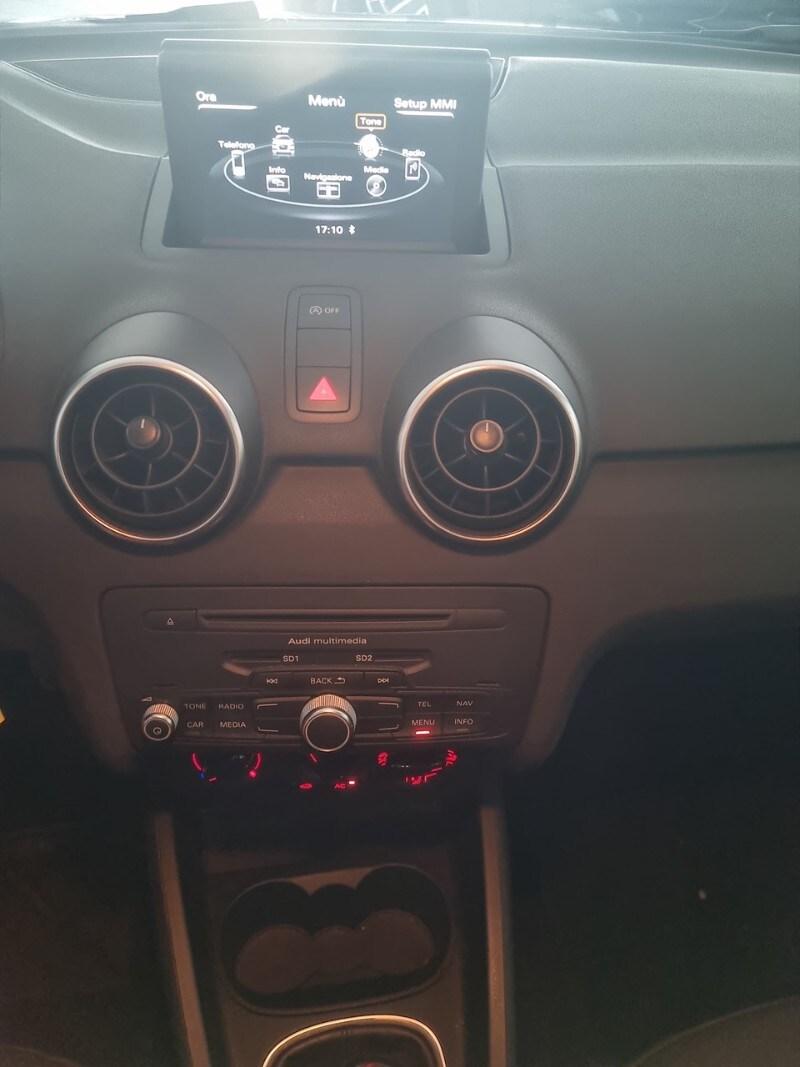 AUDI A1/S1 A1 SPB 1.6 TDI Attraction