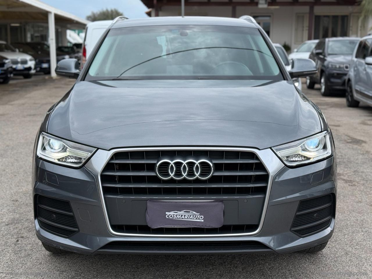 AUDI Q3 2.0 TDI 120CV Business