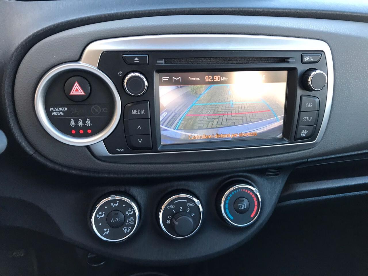 Toyota Yaris 1.0 3 porte Active