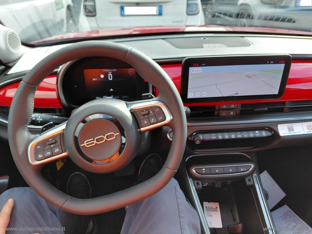 FIAT 600 Hybrid 145 CV DCT MHEV Pop