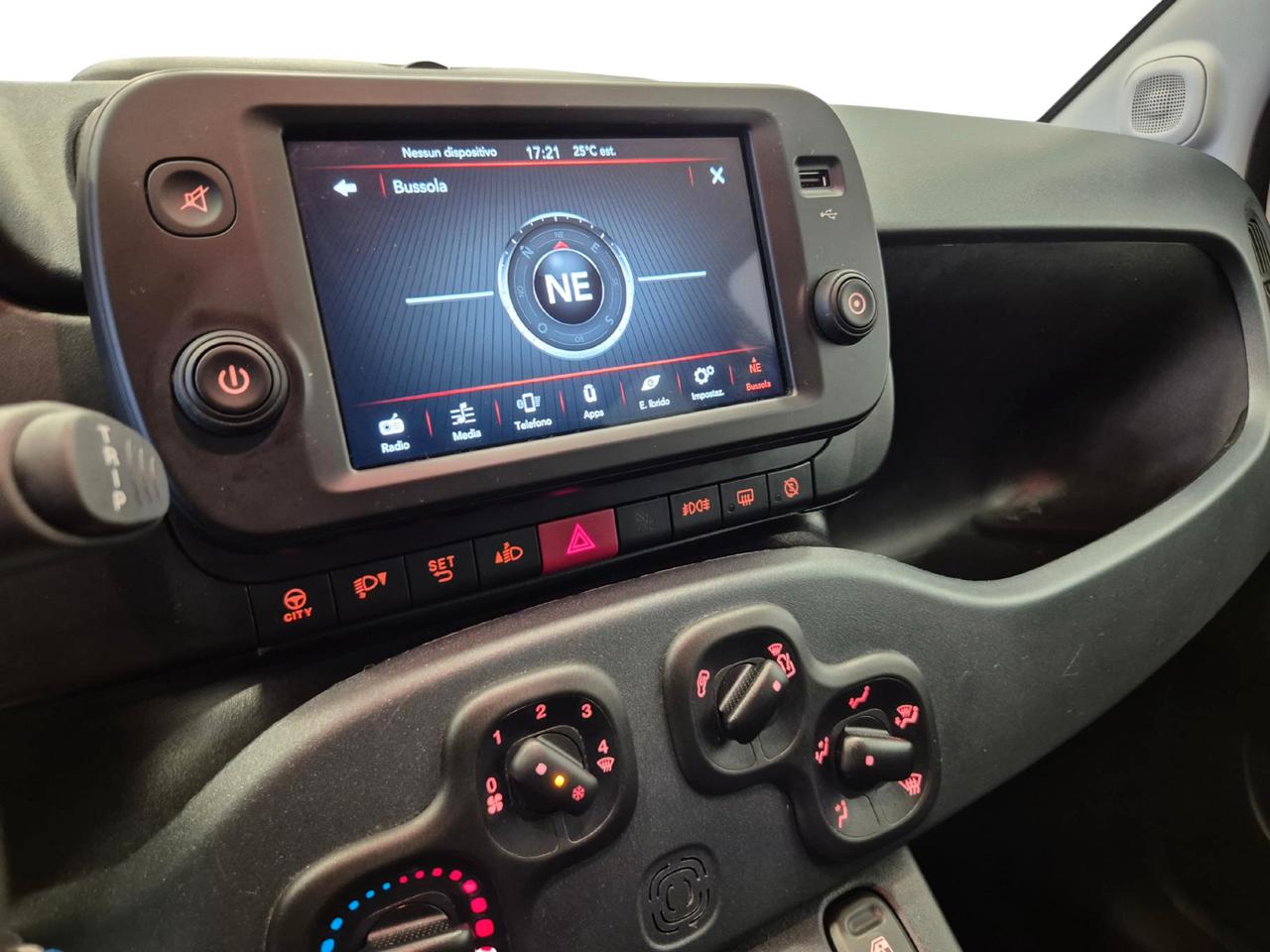 Fiat Panda 1.0 hybrid Citycross !! PREZZO REALE !! - NEOPATENTATI - Carplay - Sens. Park.