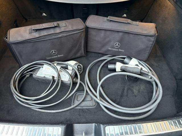 MERCEDES-BENZ GLC 300 de 4Matic Plug-in hybrid Coupé Premium Plus.