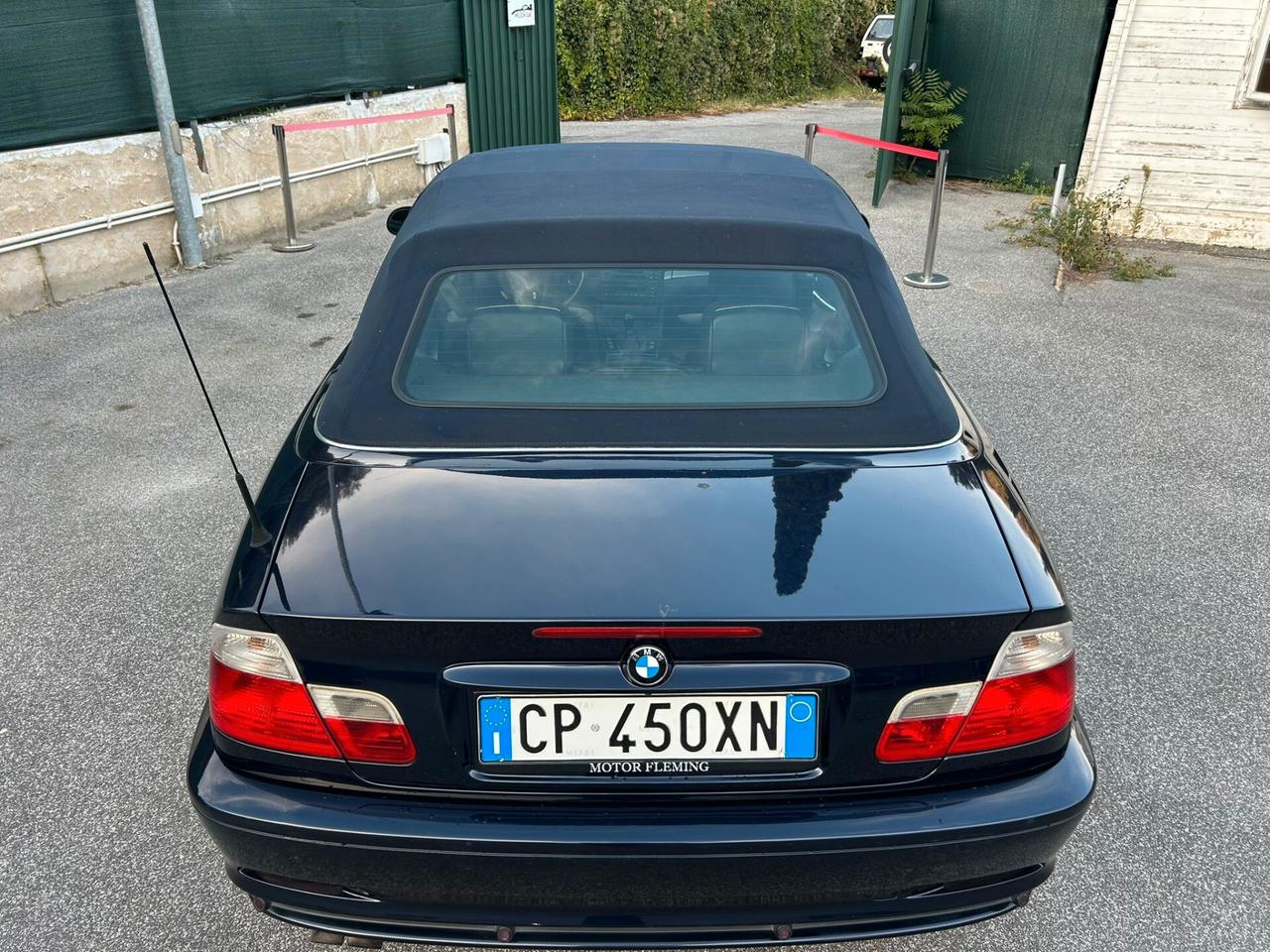 Bmw 320 320i (2.2) cat 4 porte Attiva