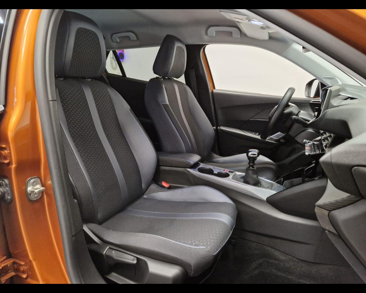 PEUGEOT 2008 II 2020 - 2008 1.2 puretech Allure Navi Pack s&s 130cv