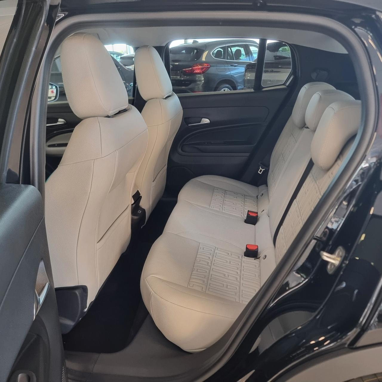 Fiat 600 LA PRIMA 1.2 Hybrid 110cv