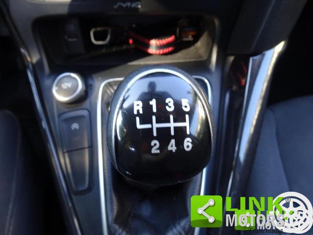 FORD Focus Titanium