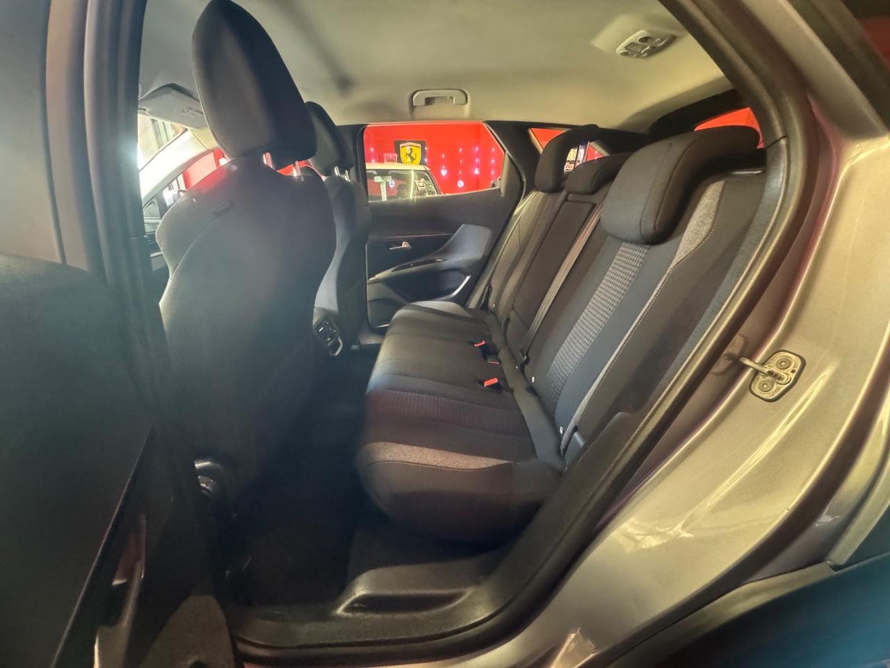 Peugeot 3008 BlueHDi 130 S&S Allure