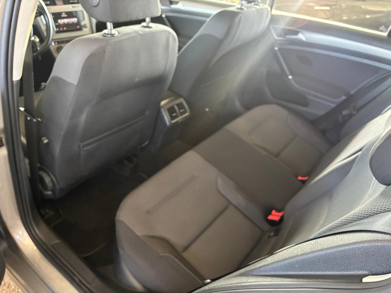 Volkswagen Golf Variant 1.6 TDI 110 CV Highline BlueMotion Tech.