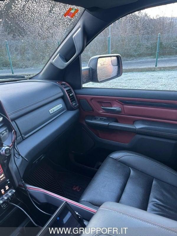 Dodge RAM 1500 4x4 5.7 V8 Crew cab - Gpl 395cv at8 Laramie + Carello