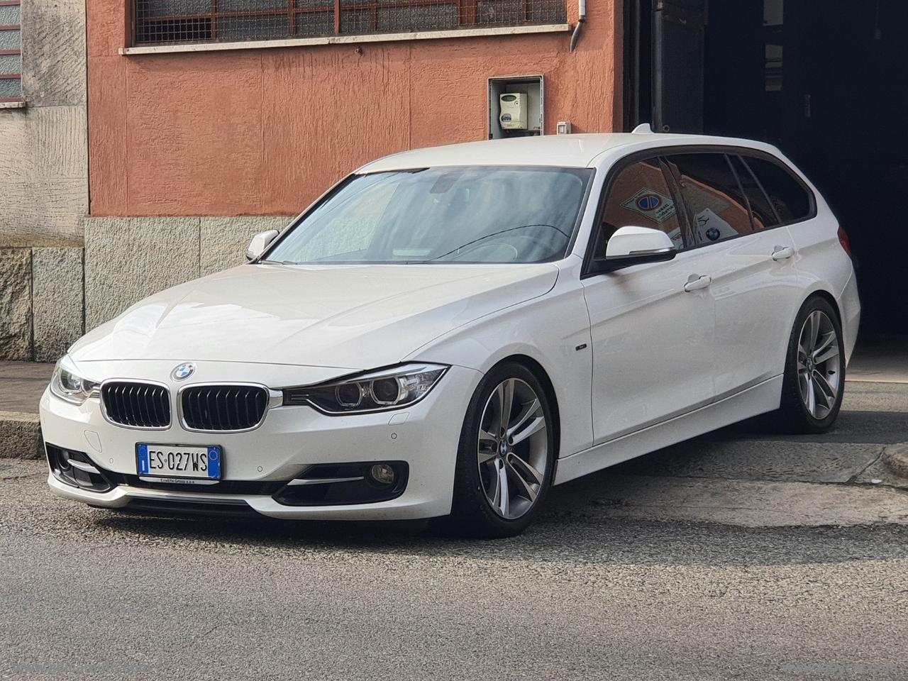 BMW 330dA Touring Sport