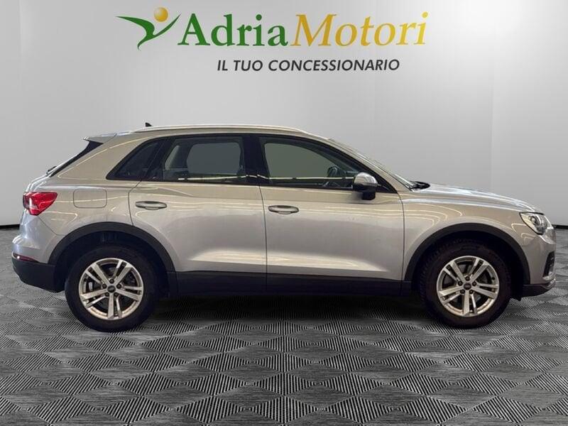 Audi Q3 35 TDI quattro S tronic Business Advanced