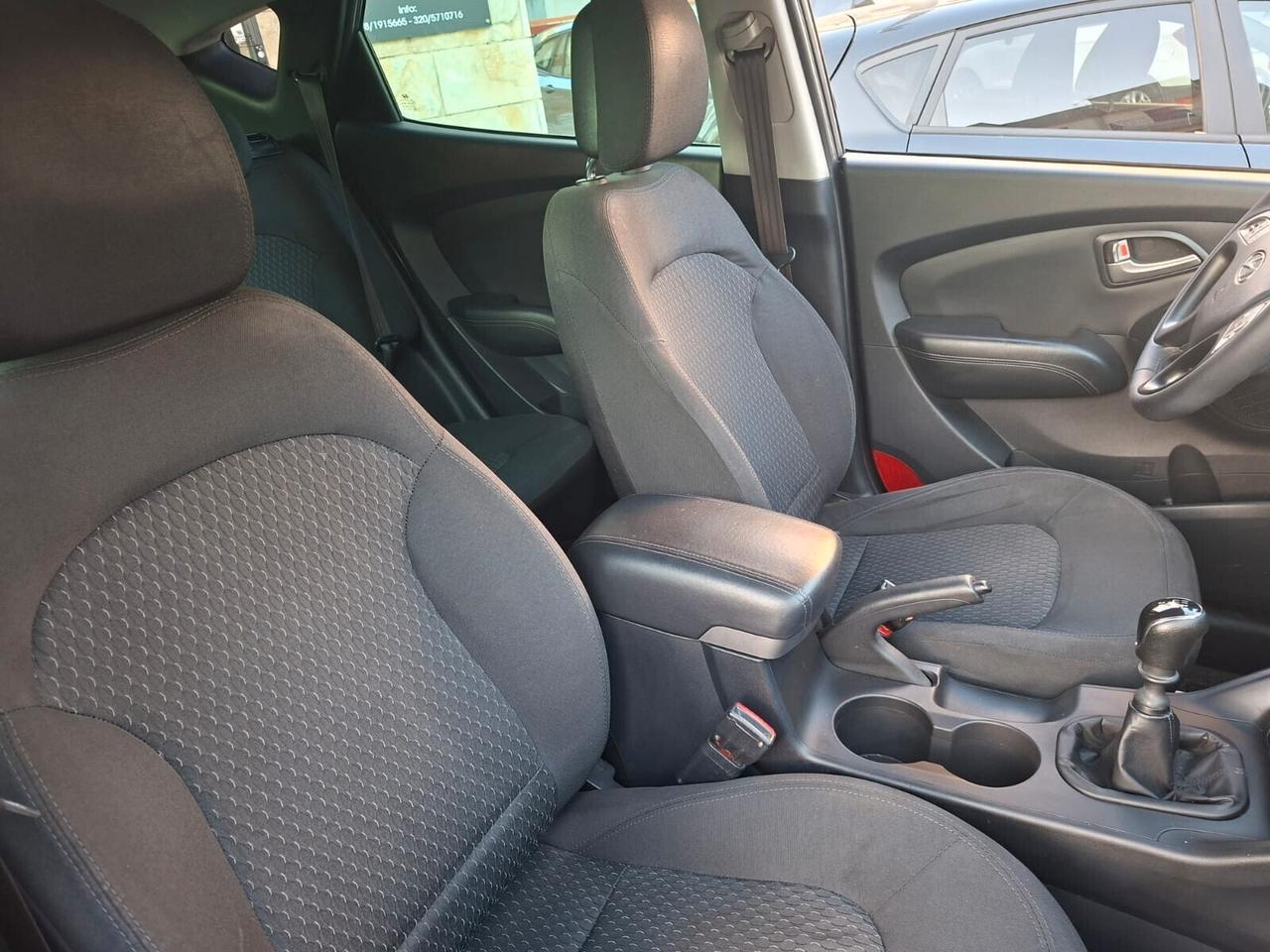 Hyundai iX35 1.7 CRDi Comfort * Navi * Garantita 12 Mesi