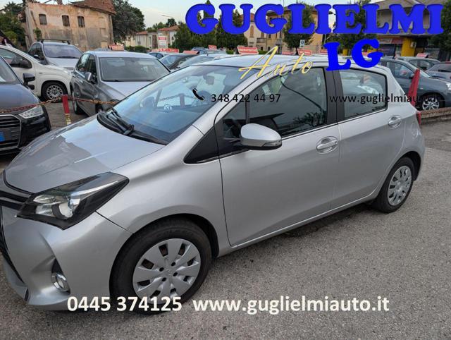 TOYOTA Yaris 1.3 5 porte Active Neopatentati