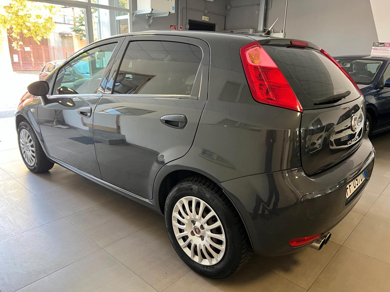 Fiat Punto 1.4 8V 5 porte Easypower Street