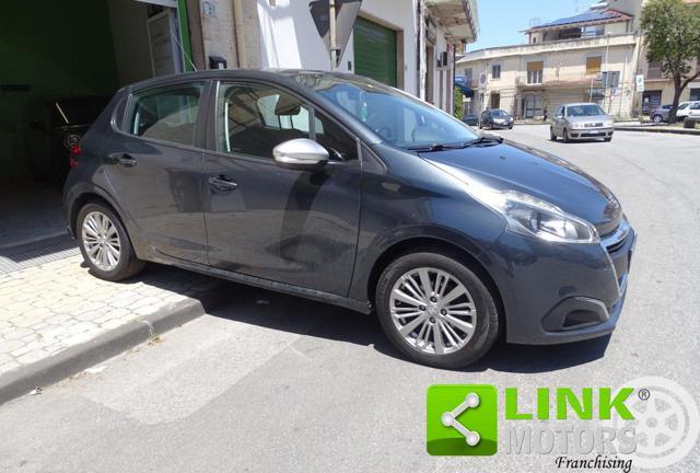 PEUGEOT 208 1.4 8V HDi 68CV 5p. Allure