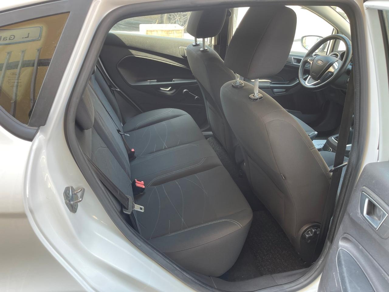 Ford Fiesta 1.4 5 porte GPL Business